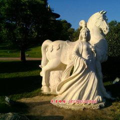 美女牽馬石雕，人物與馬雕塑