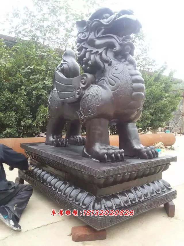 銅麒麟雕塑，企業(yè)門口麒麟銅雕 