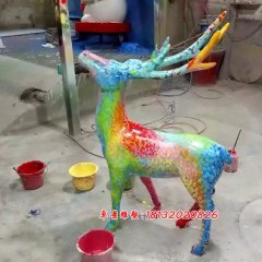 玻璃鋼彩色小鹿雕塑，卡通小鹿雕塑