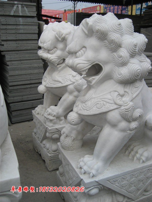 白色石頭獅子雕塑，白色石獅子 (1)