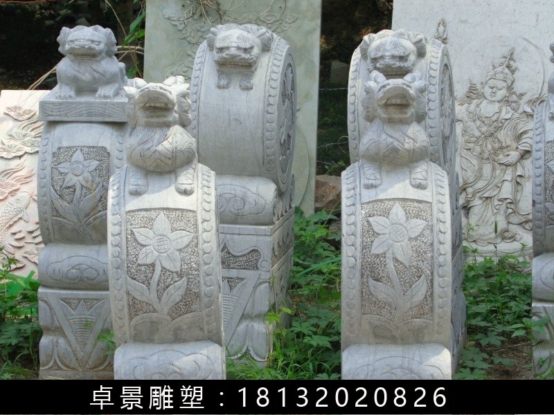 石抱鼓，石門(mén)墎