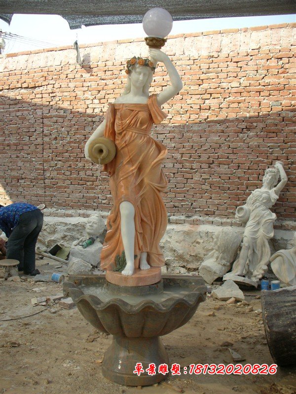 陽(yáng)光女神噴泉，人物噴泉