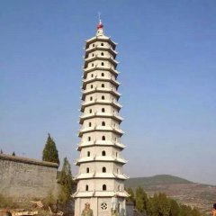 石塔，大理石塔雕塑