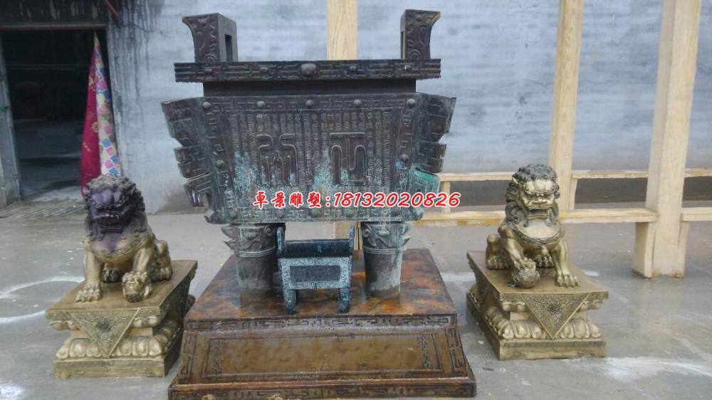 青銅鼎，四腳鼎，廣場(chǎng)銅鼎雕塑