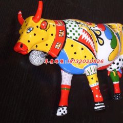 玻璃鋼牛雕塑，玻璃鋼彩繪雕塑