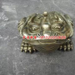 金蟾銅雕，小型招財金蟾銅雕