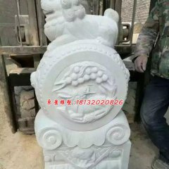 抱鼓石雕塑，漢白玉門墩雕塑