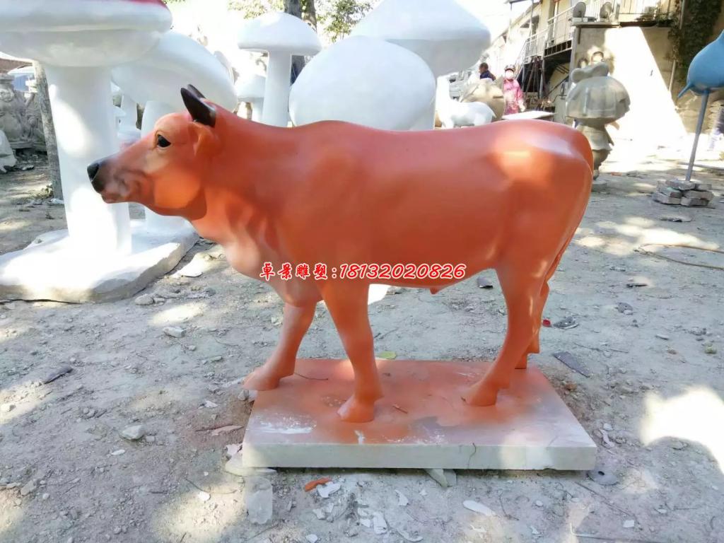 玻璃鋼牛雕塑，玻璃鋼動(dòng)物雕塑