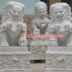 漢白玉石獅子雕塑，石雕看門獅