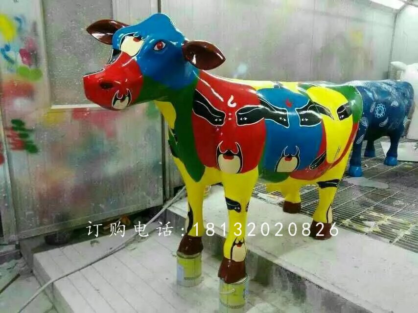 玻璃鋼小牛，彩繪玻璃鋼動(dòng)物雕塑 (4)