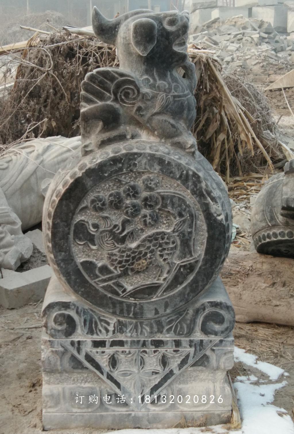 青石門墩，仿古抱鼓石