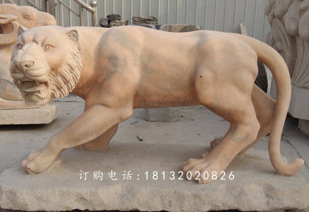 石雕老虎，公園晚霞紅老虎石雕
