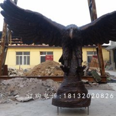 雄鷹展翅銅雕，廣場銅雕鷹