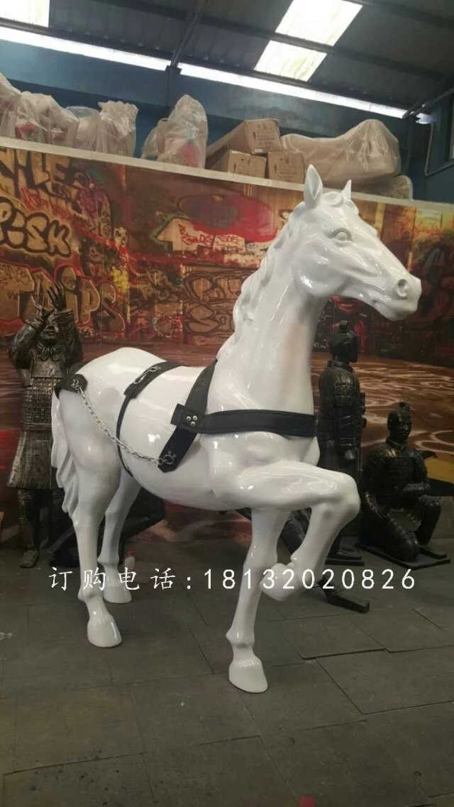 抬蹄馬雕塑，玻璃鋼白馬動物雕塑 (2)