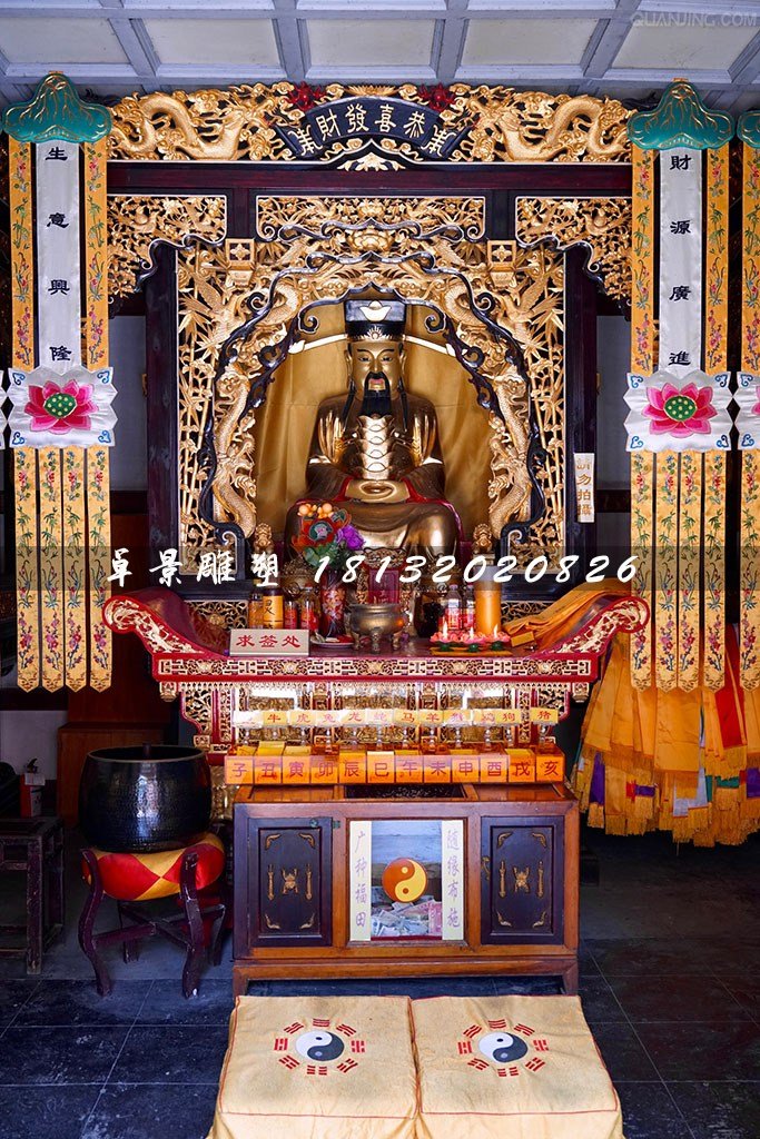 財(cái)神銅雕，鎏金財(cái)神