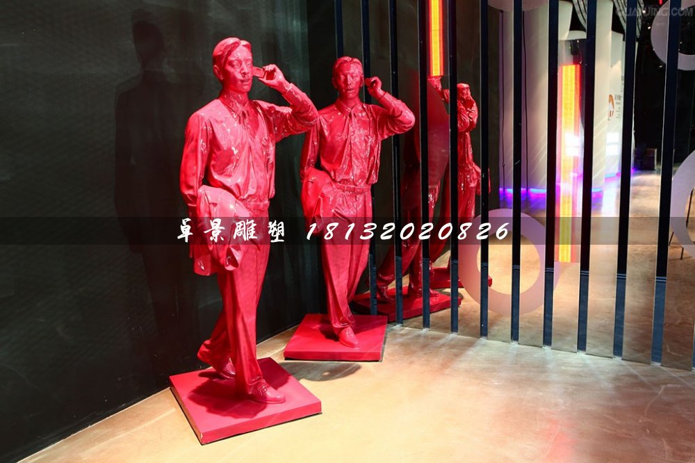 打電話雕塑，玻璃鋼現(xiàn)代人物雕塑