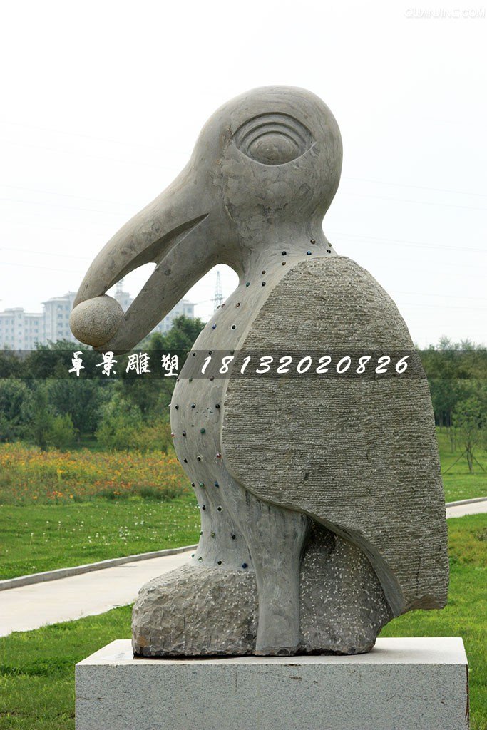 烏鴉石雕，公園動(dòng)物石雕