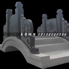 喜鵲登梅石浮雕橋，青石拱橋