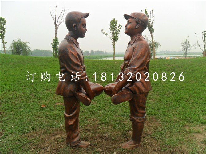 小孩斗雞銅雕，公園人物雕塑