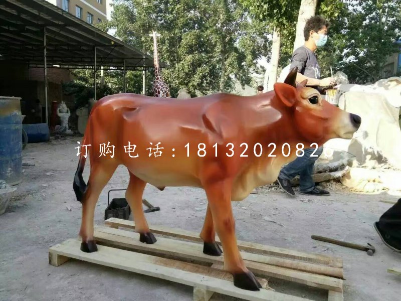 大黃牛雕塑，玻璃鋼動物雕塑