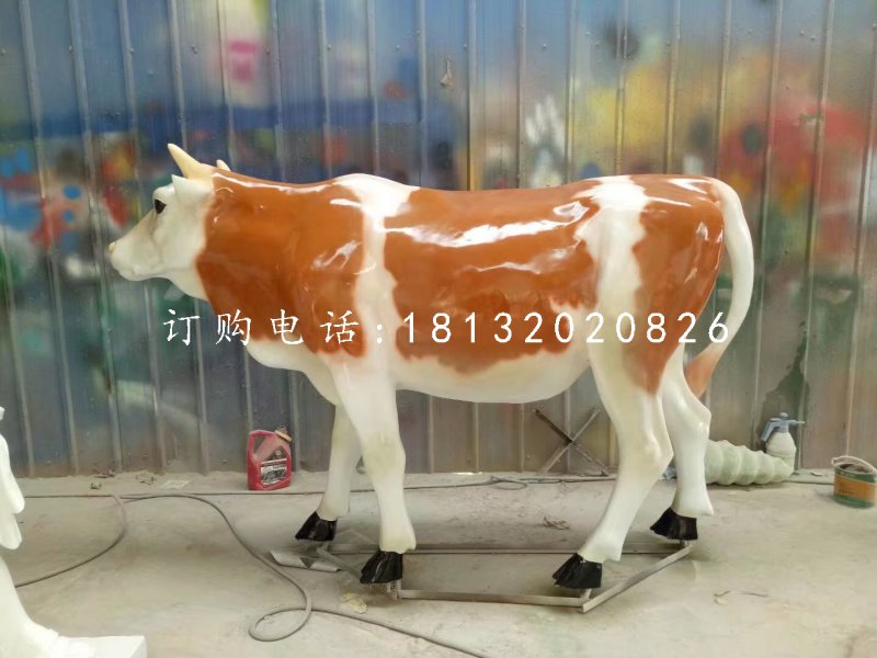 奶牛雕塑，玻璃鋼動(dòng)物 (3)