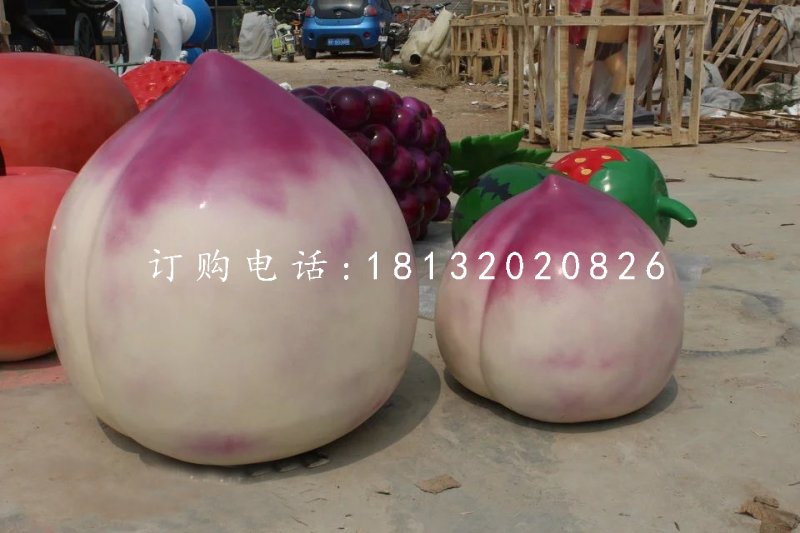 玻璃桃子雕塑，仿真水果