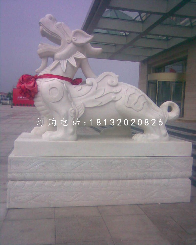 獨(dú)角獸石雕，漢白玉神獸