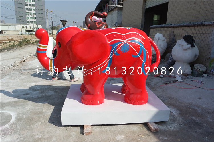 卡通小象雕塑，玻璃鋼商場擺件 (2)