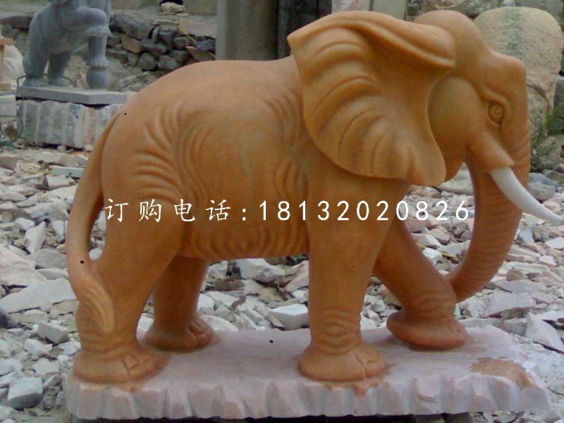 晚霞紅大象，石雕動物