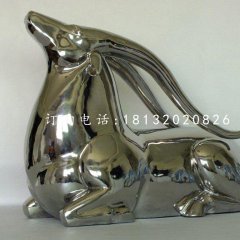 臥著的羚羊雕塑，不銹鋼動物雕塑