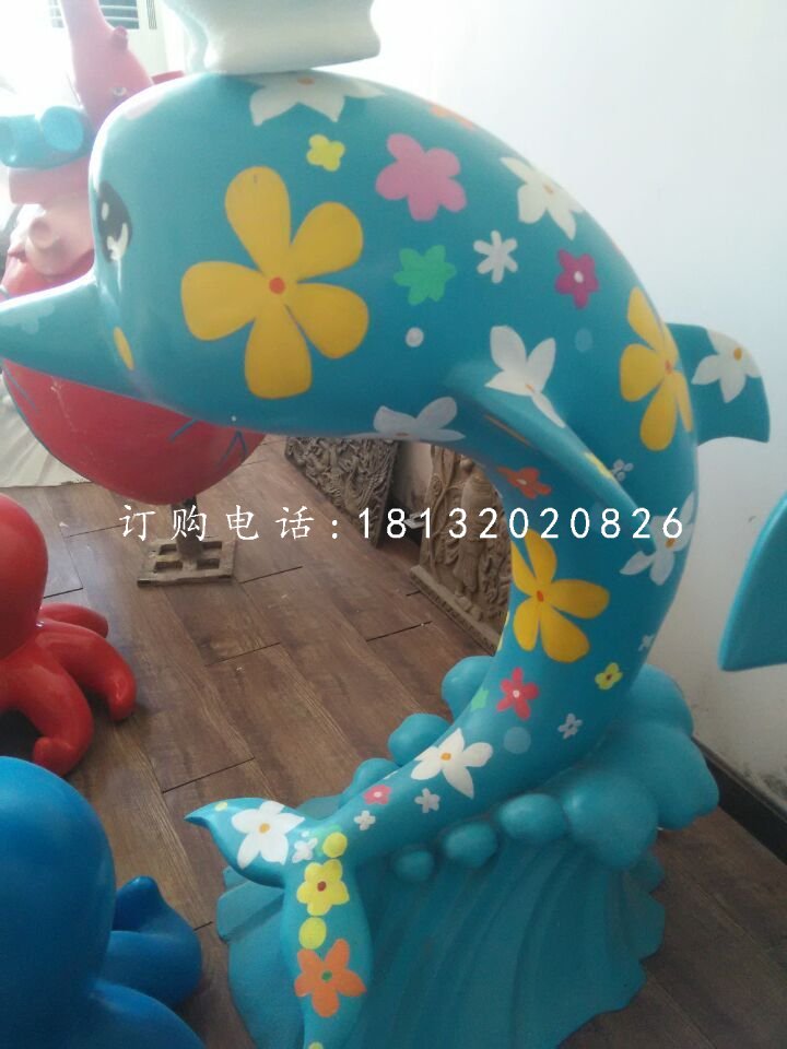 彩繪小海豚雕塑，玻璃鋼動物