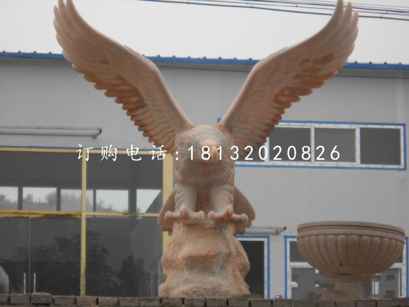 雄鷹石雕，晚霞紅老鷹石雕