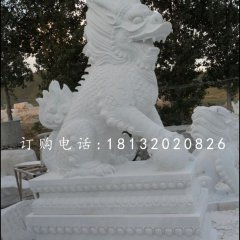 麒麟戲球石雕，漢白玉麒麟