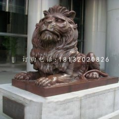 趴著的西洋獅銅雕，銅獅子