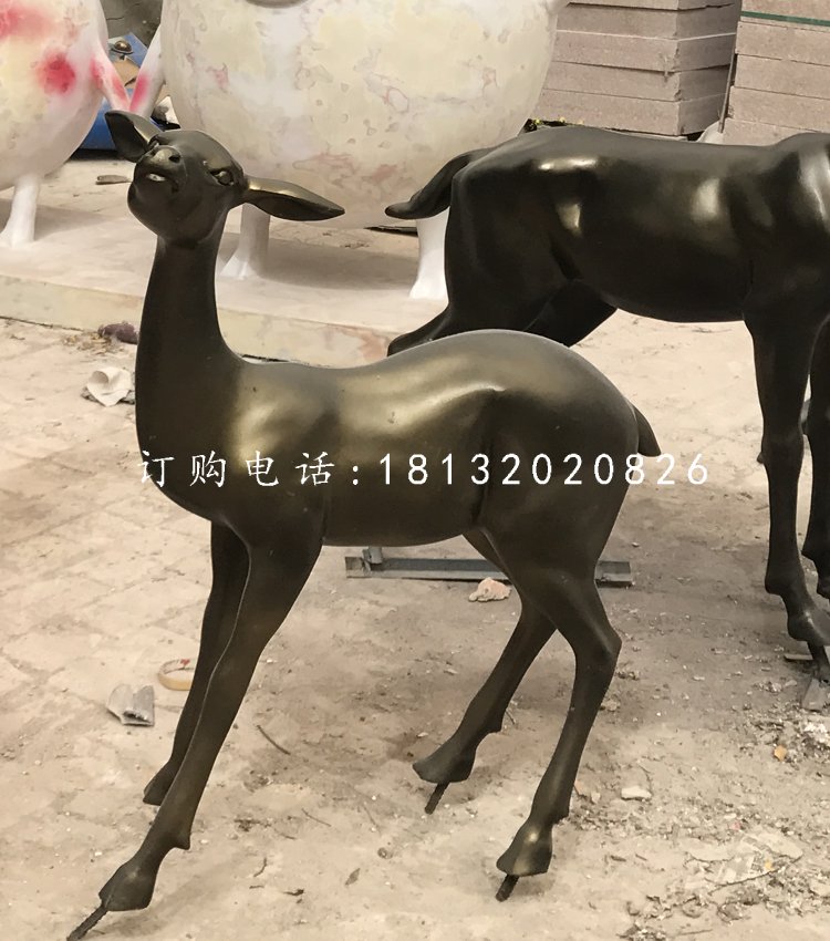 玻璃鋼仿銅小鹿，玻璃鋼動物雕塑