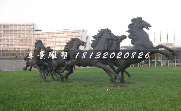 廣場銅馬雕塑，群馬銅雕