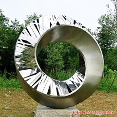 廣場(chǎng)不銹鋼圓環(huán)雕塑